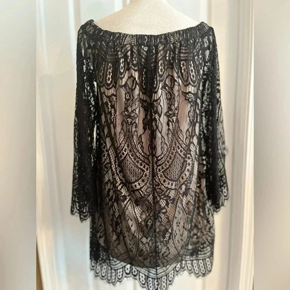 LOVE FIRE Women's Dress Black Lace Off the Shoulder‎ Fancy Mini Dress - Picture 3 of 15